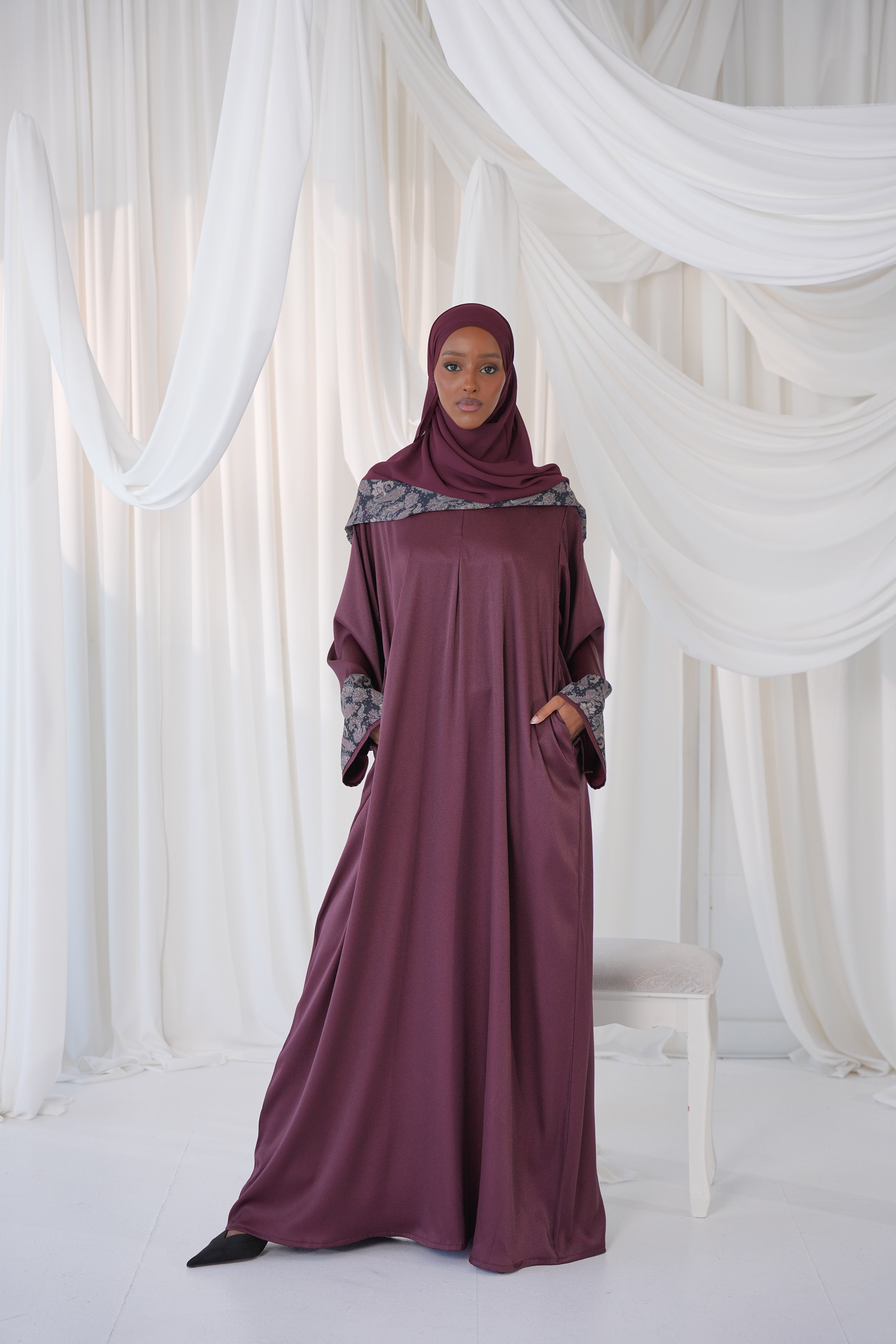 Layali – Burgundy