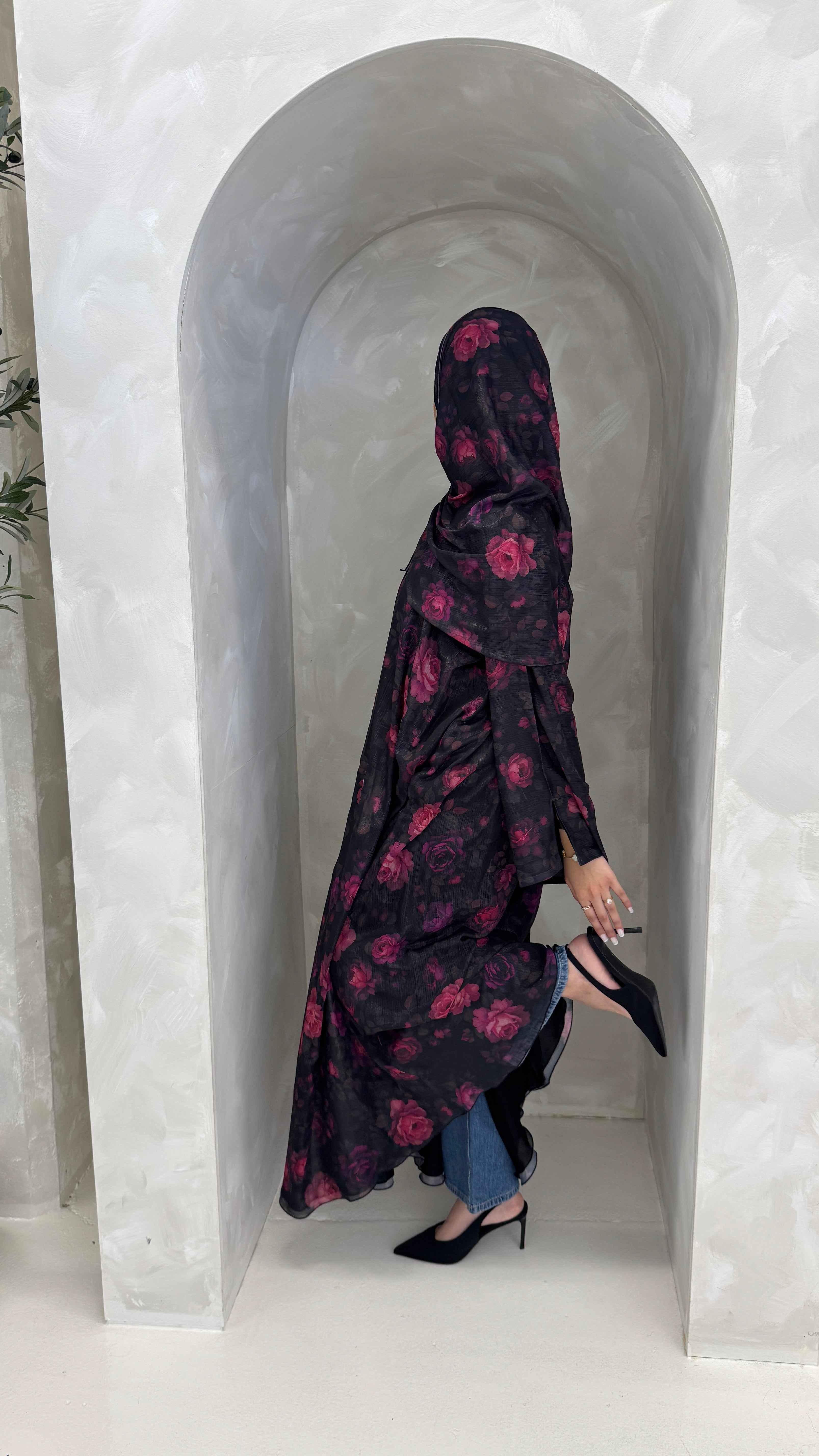 MIDNIGHT ROSÉ | Luxury Floral Chiffon Open Abaya With Matching Hijab