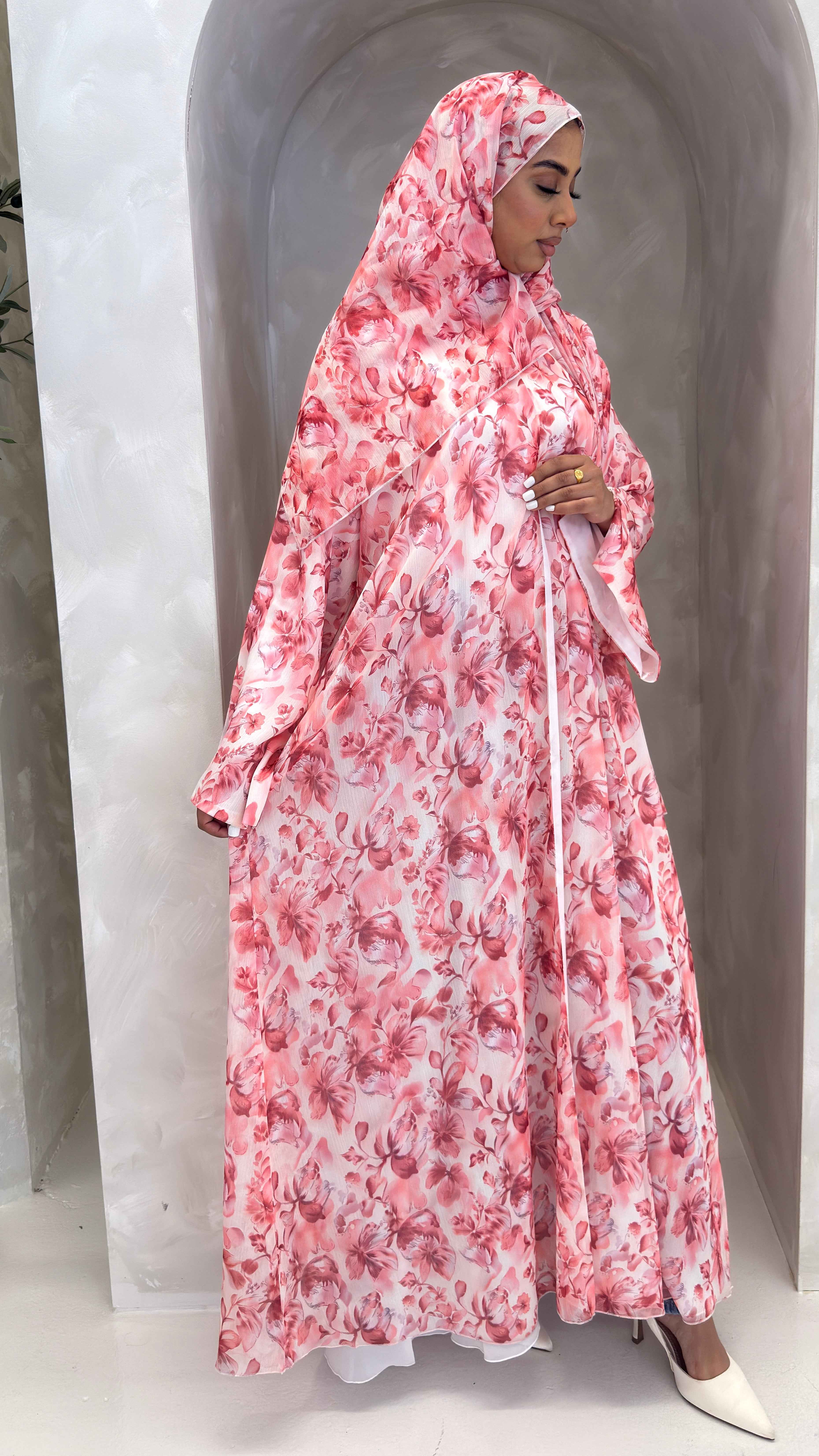 ROSÉ BLOOM | Luxury Floral Chiffon Open Abaya With Matching Hijab