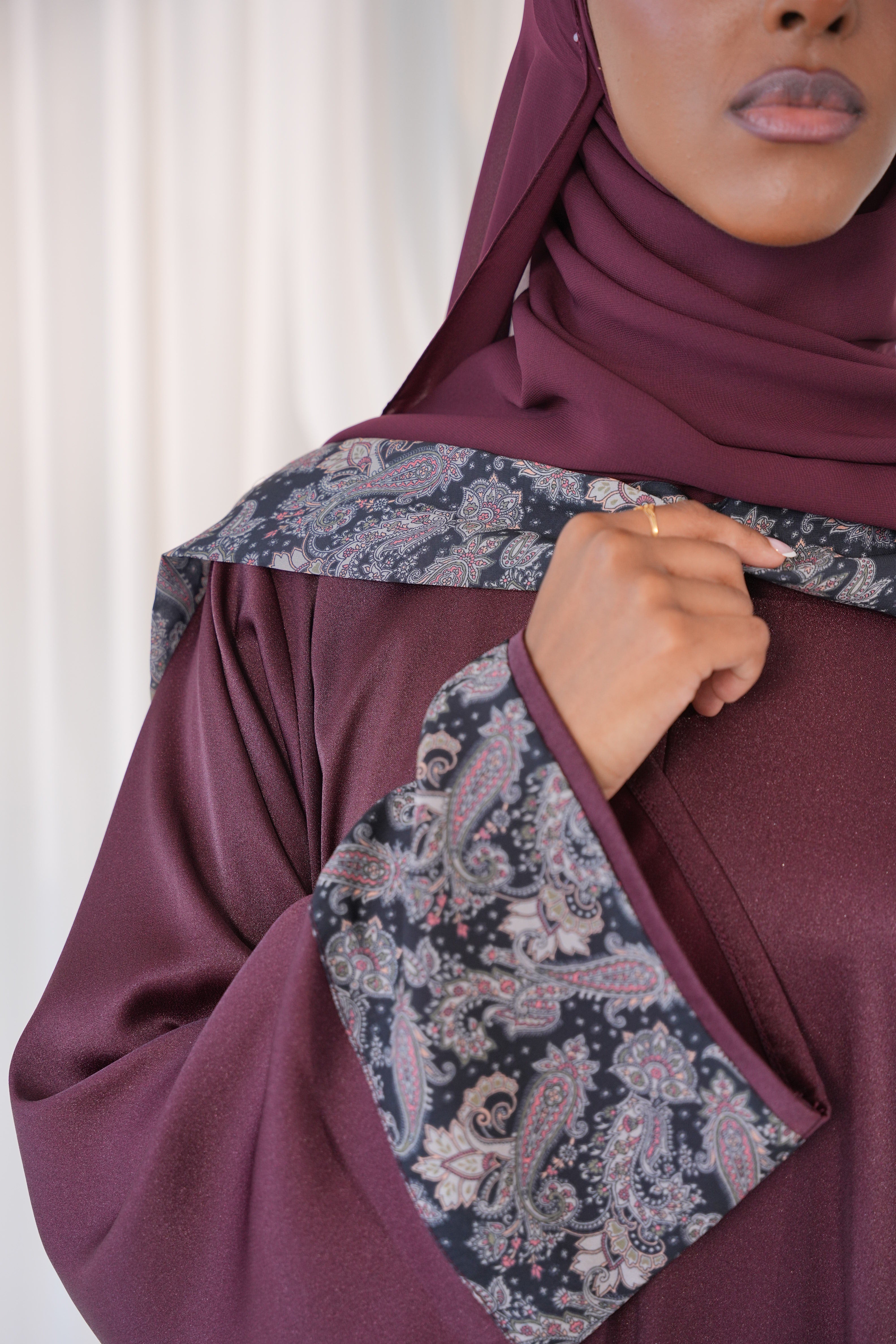 Layali – Burgundy