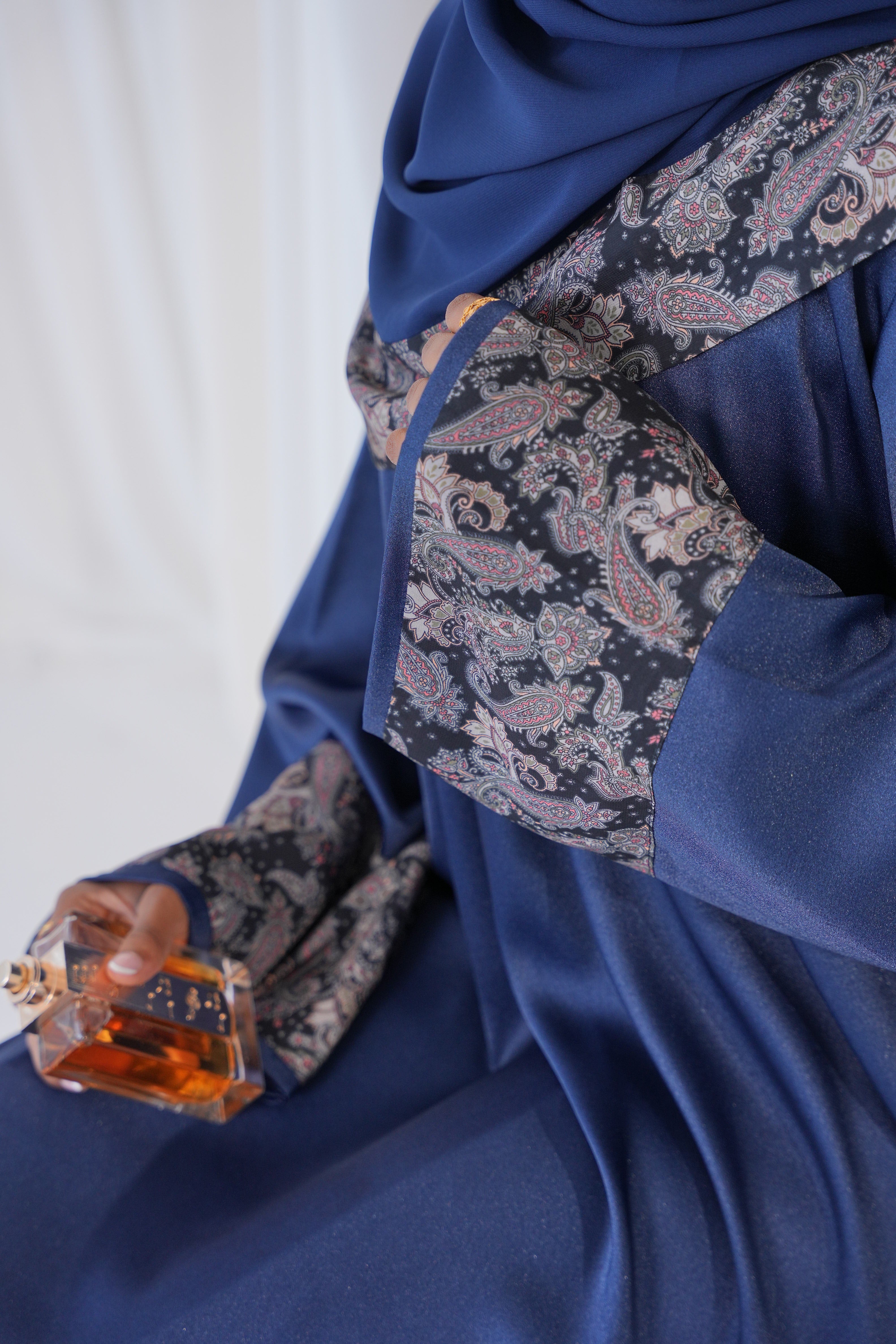 Layali– Navy